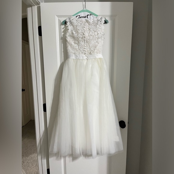 Women’s Formal Dress - White - Mid-Calf length - Size 4 - Picture 2 of 2